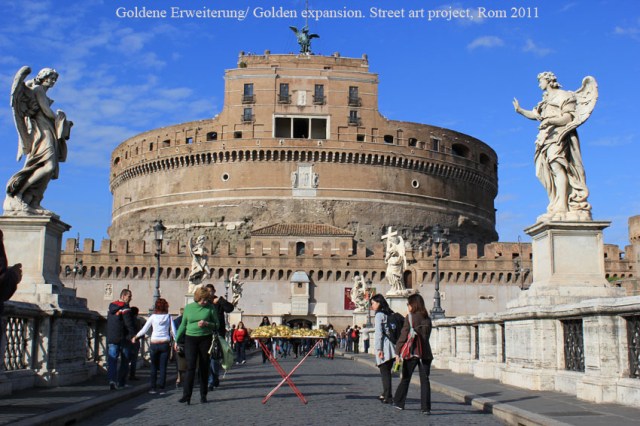 © Renate Egger and Wilhelm Roseneder. Goldene Erweiterung/Golden expansion. Street art project - temporary installation in public space. Artist in Residence. Castel S`Angelo. Rome, Italy, 2011